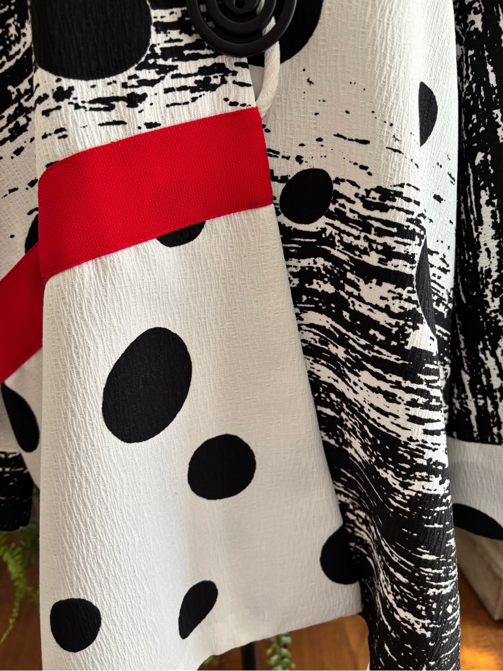 IC BY CONNIE K Black & White Textured Polka-Print Blazer with Red Tag - Picture 5 of 16
